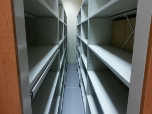Regały archiwizacyjne przesuwne na dokumenty